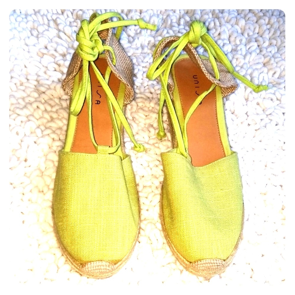 Unisa lime Green salad with tie strap